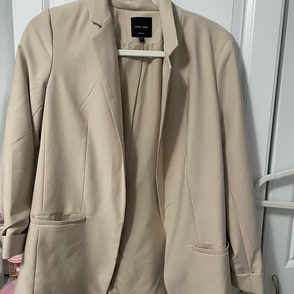 Nude coat